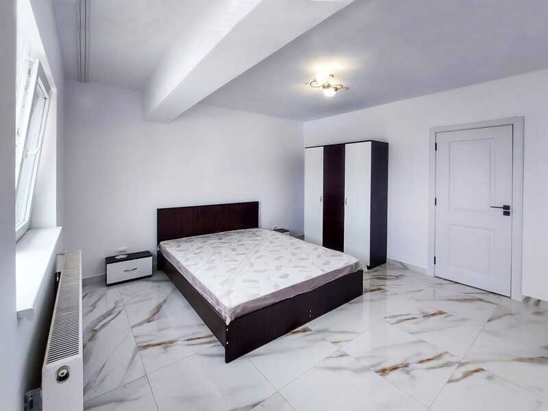 Studio 37 mp, nou mobilat, etaj 4, lift, situat langa Penny Market - Rezervelor
